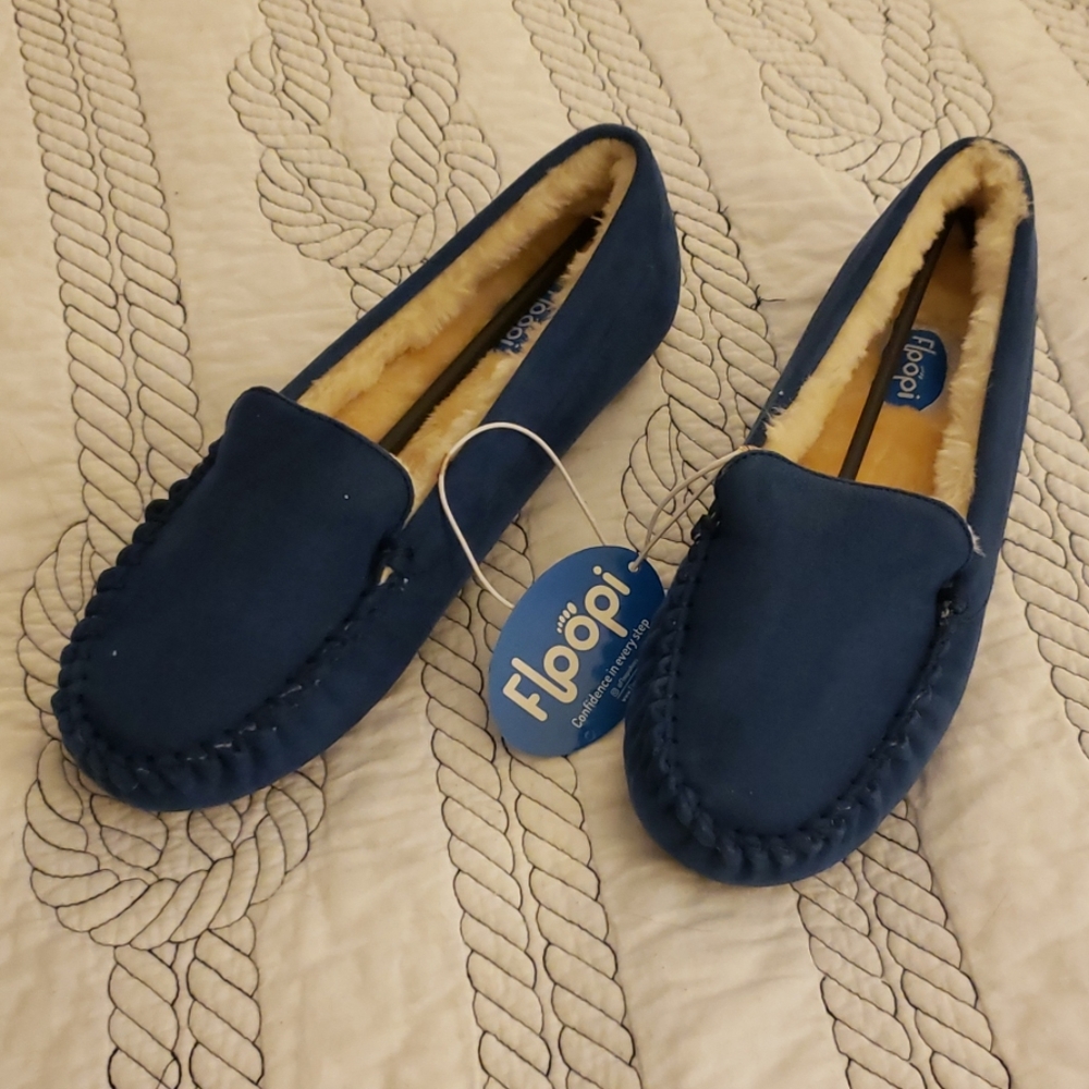 Floopi womens faux fur lined moccasin slipper shoe